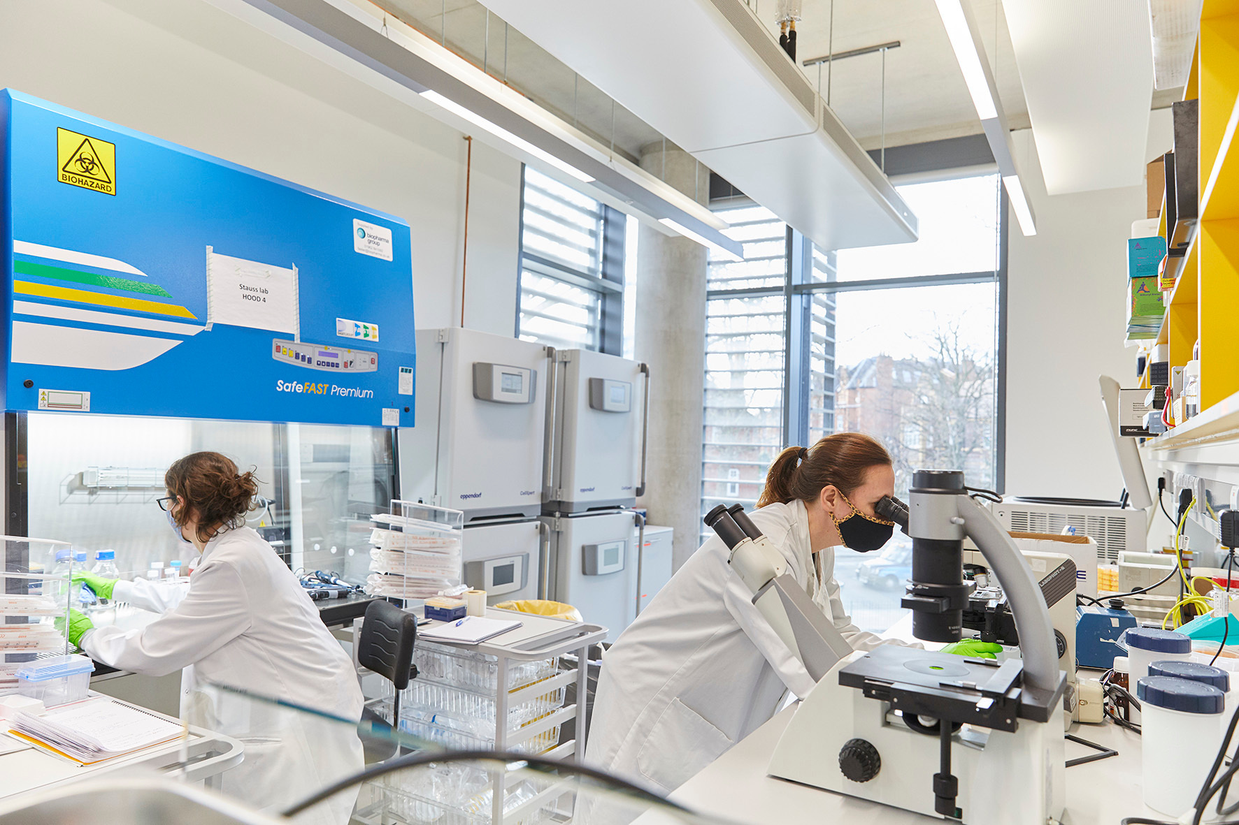 Creating a transparent, interactive research building